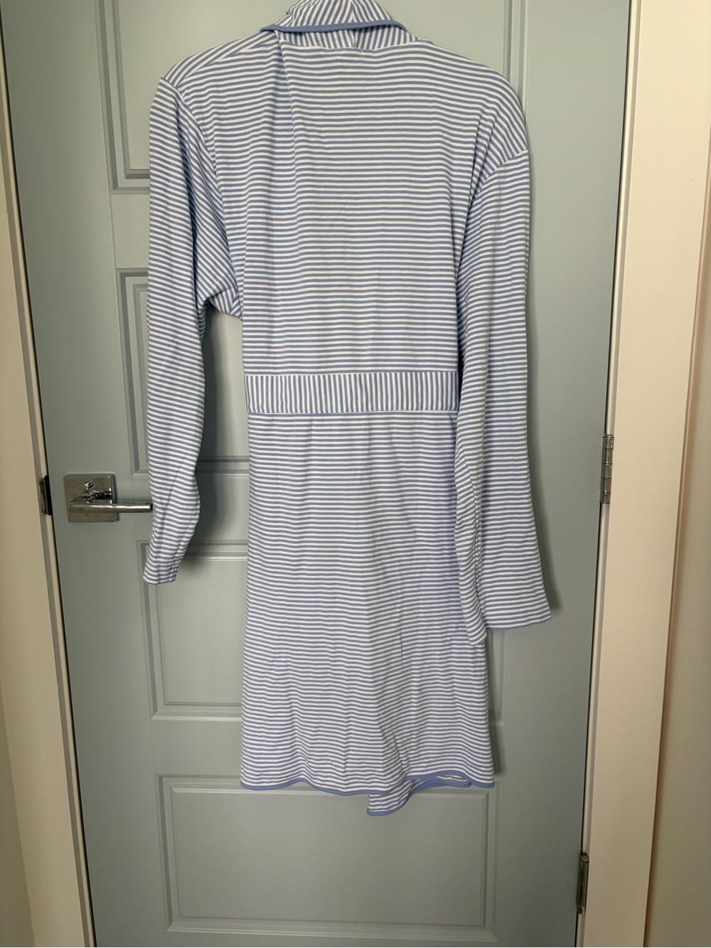 LAKE Pima Robe in Hydrangea - Picture 2 of 3